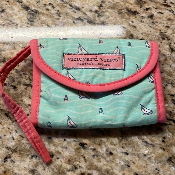 Vineyard Vines Fabric Nautical Wallet - Picture 2 of 9